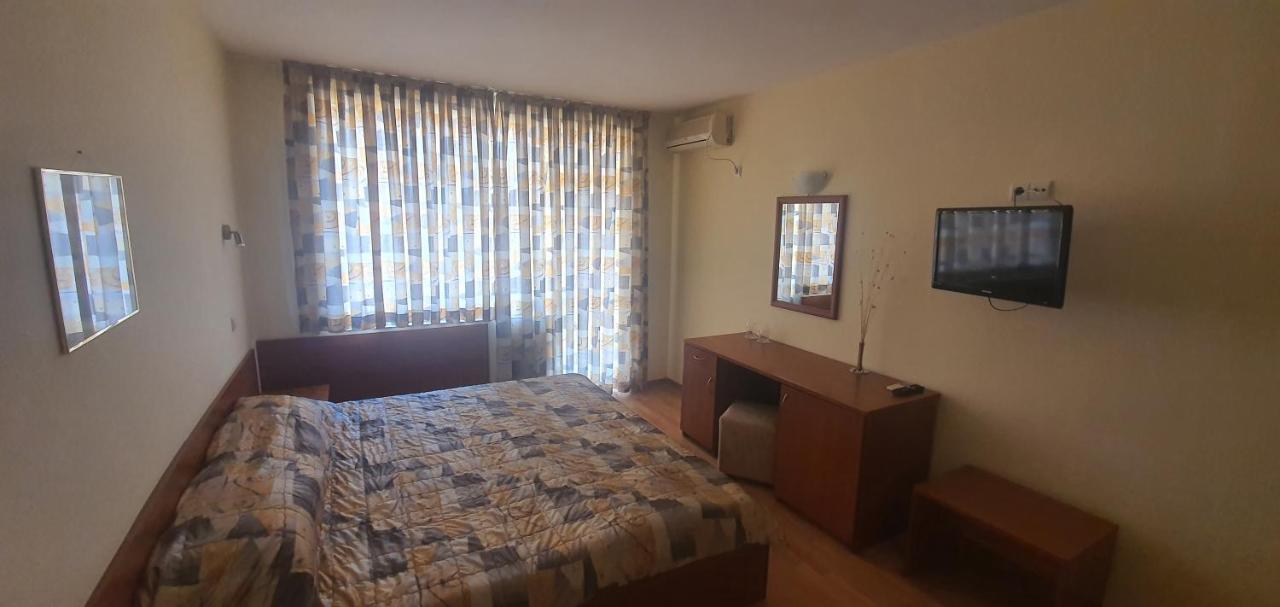 Diamond Hotel Primorsko Extérieur photo