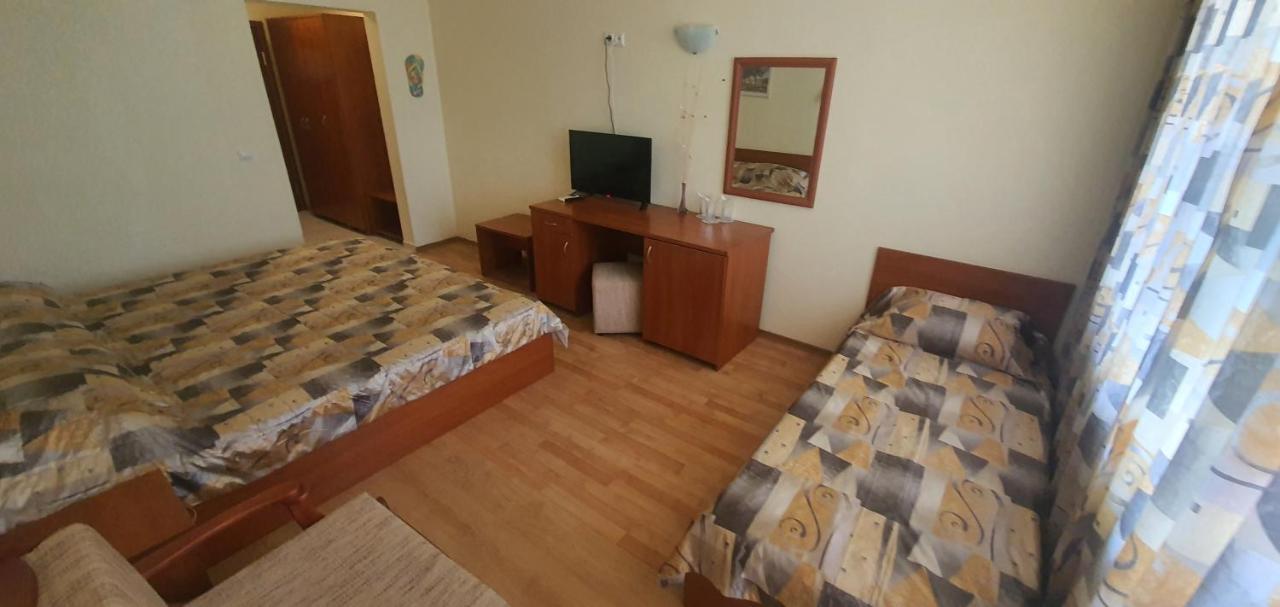 Diamond Hotel Primorsko Extérieur photo