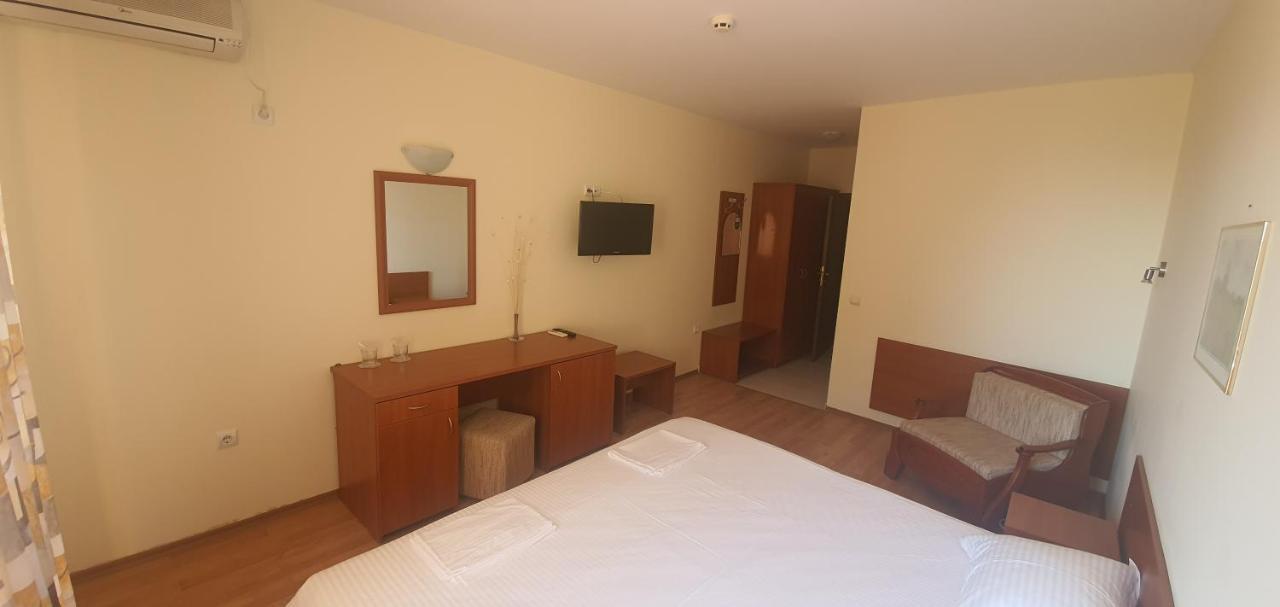 Diamond Hotel Primorsko Extérieur photo