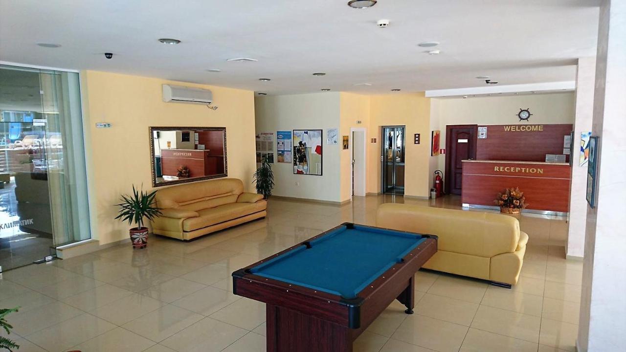 Diamond Hotel Primorsko Extérieur photo